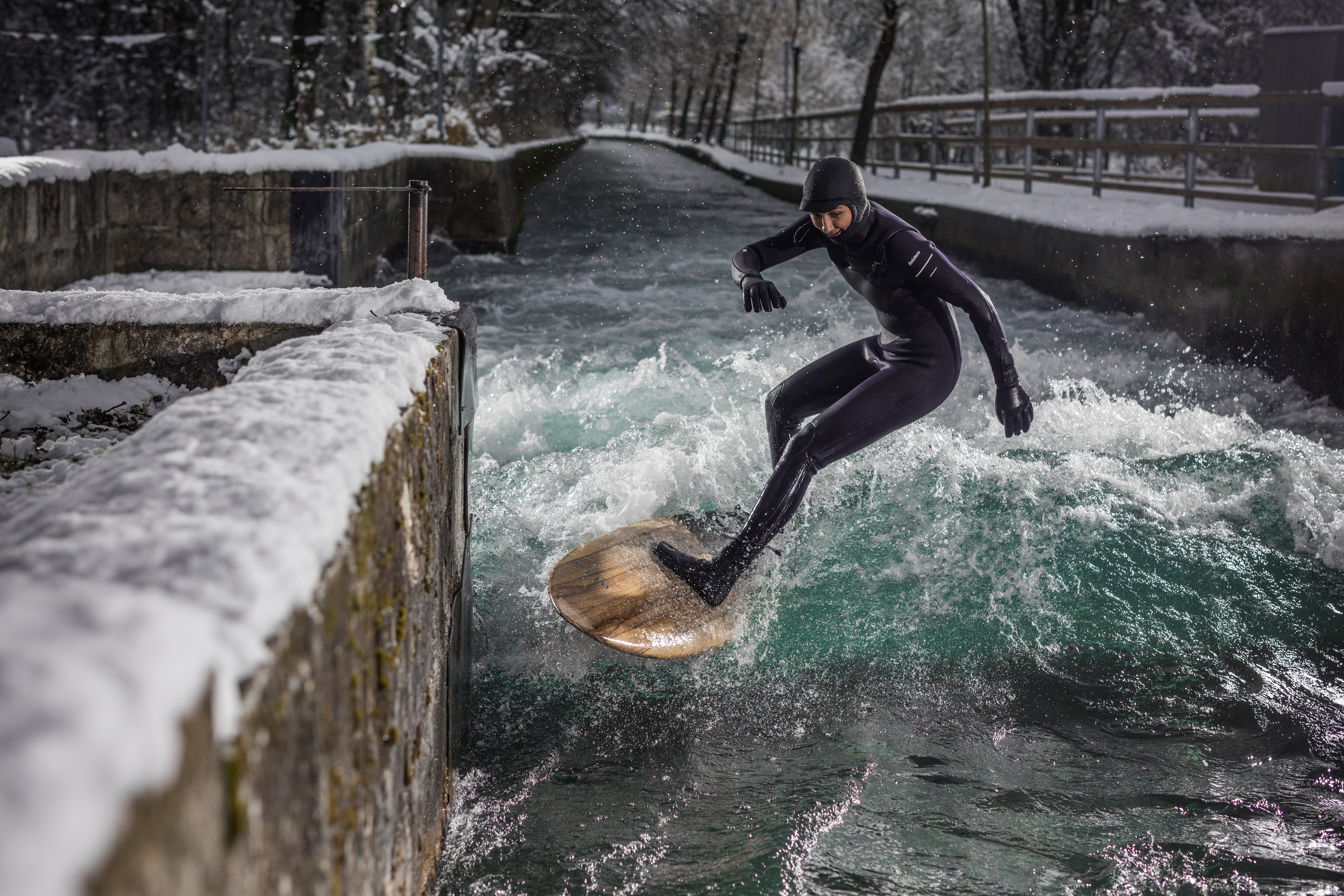 Christina Minimayr surfs at the Almkanal in Salzburg